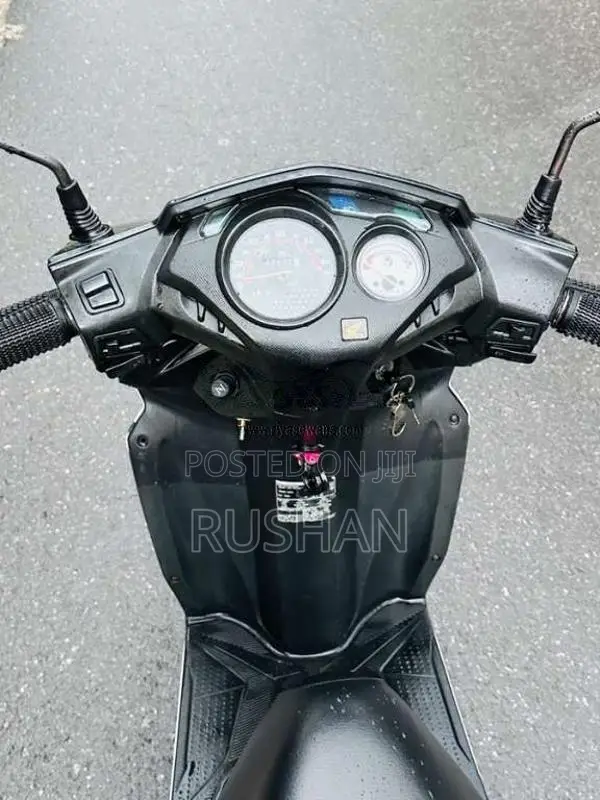 Honda Dio 2016 Motorbike (Used)