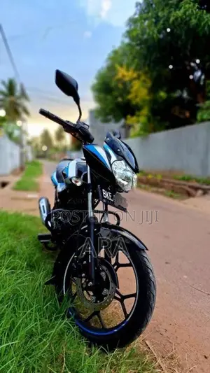 Bajaj Discover 125 2025 Motorbike (Used)