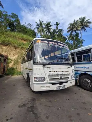 Ashok-Leyland Lynx 2017 Bus (Used)