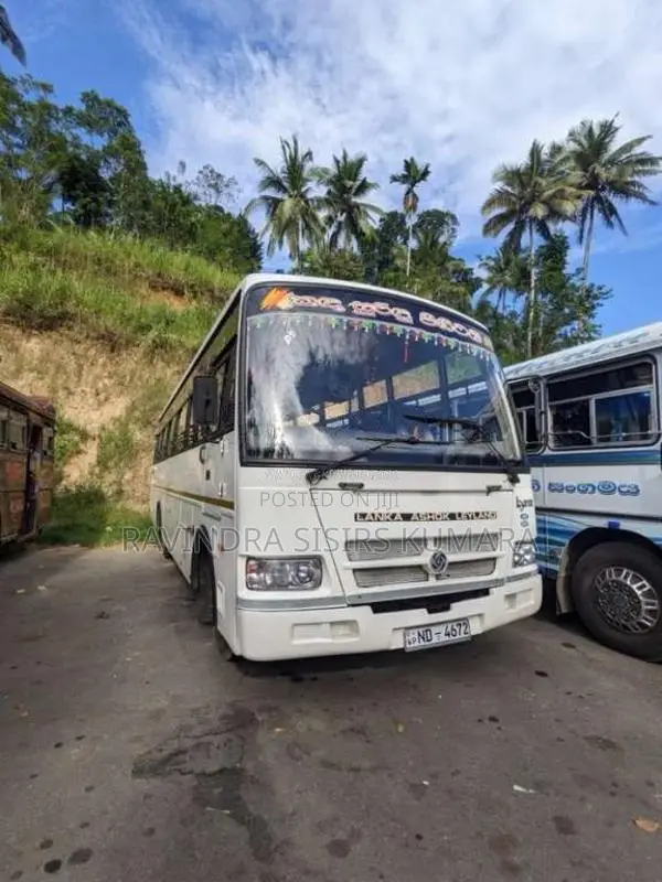 Ashok-Leyland Lynx 2017 Bus (Used)