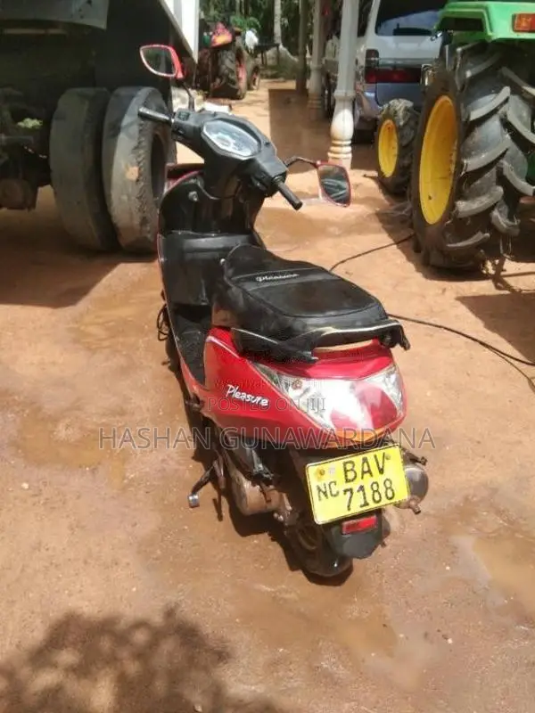 Hero Pleasure 2013 Motorbike (Used)