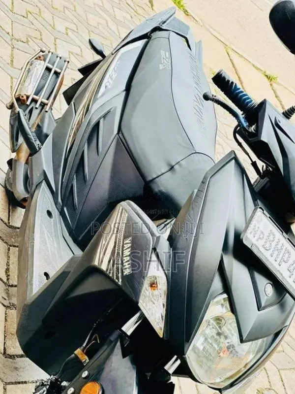 Yamaha ZR 2019 Motorbike (Used)