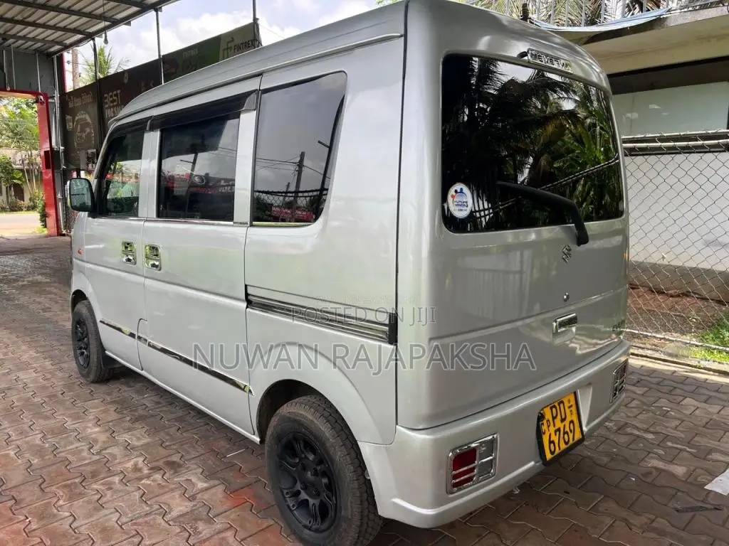 Suzuki Every 2012 Van (Used)