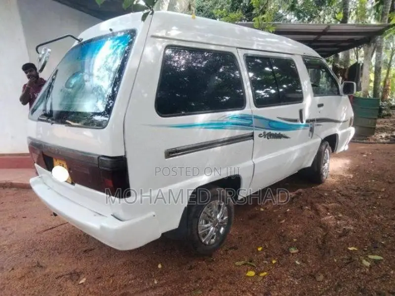 Toyota TownAce CR26 1987 Van (Used)