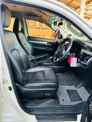 Toyota Hilux 2019 Pickup (Used)