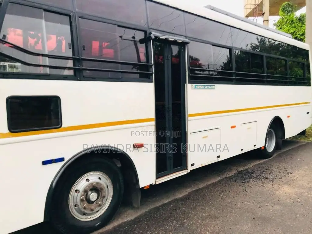 Ashok-Leyland Lynx 2017 Bus (Used)