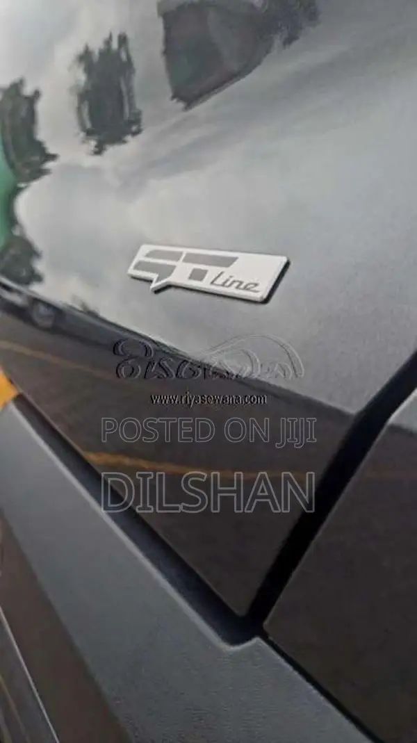 Kia Sonet 2025 SUV (Used)