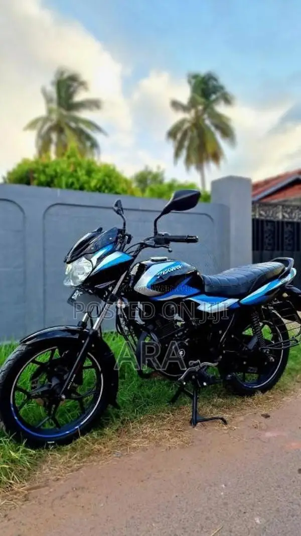Bajaj Discover 125 2025 Motorbike (Used)