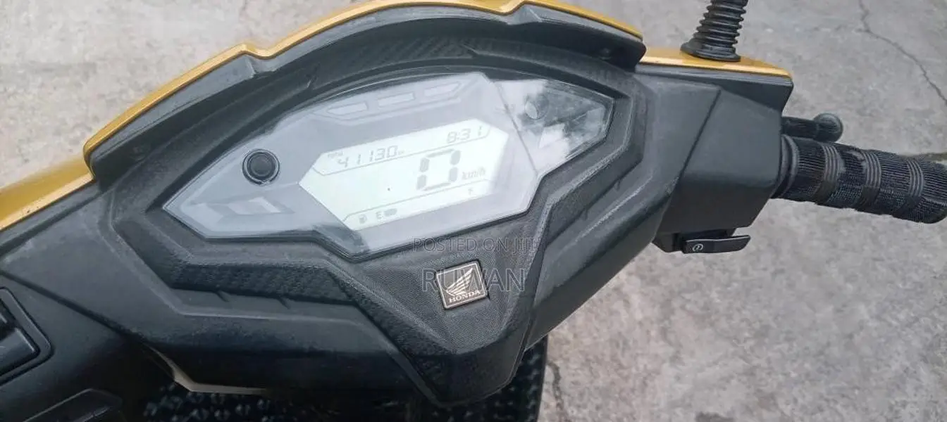 Honda Dio 2019 Motorbike (Used)