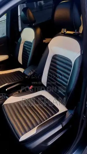 Kia Sonet 2025 SUV (Used)