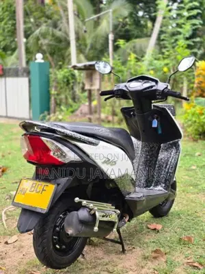 Honda Dio 2015 Motorbike (Used)