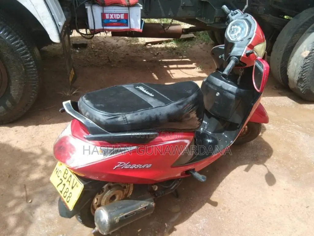 Hero Pleasure 2013 Motorbike (Used)