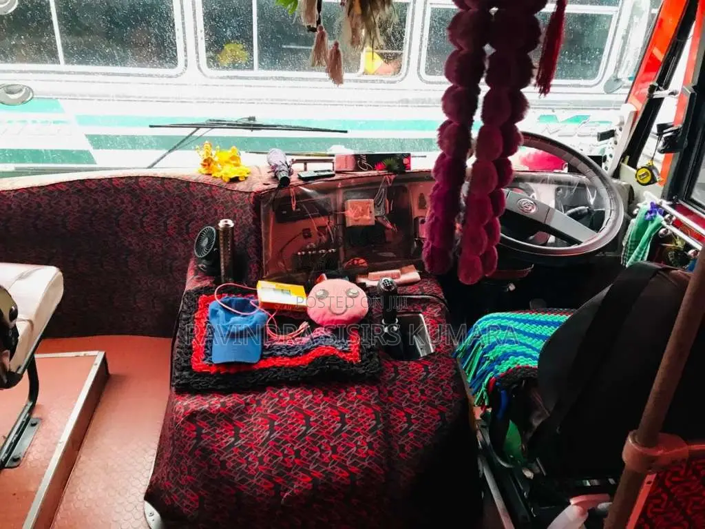 Ashok-Leyland Lynx 2017 Bus (Used)
