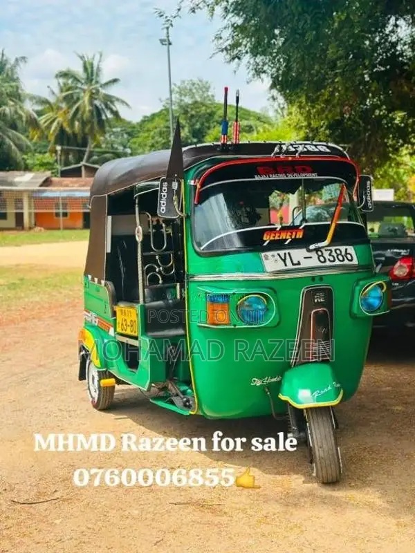 Bajaj RE 205 2011 Three Wheel (Used)