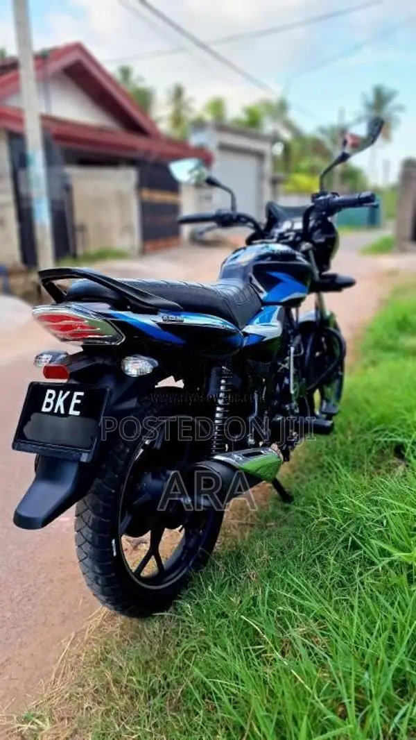 Bajaj Discover 125 2025 Motorbike (Used)