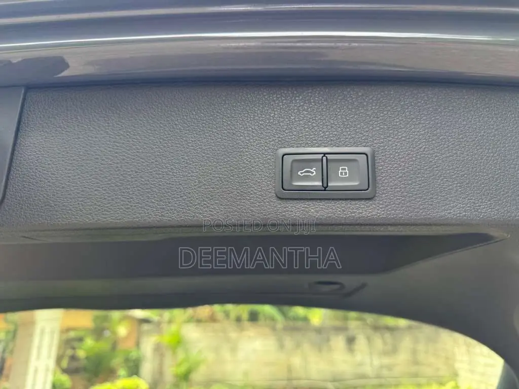 Audi Q2 Anniversary 2018 SUV (Used)