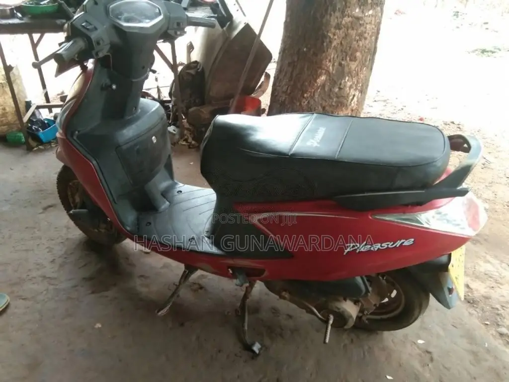 Hero Pleasure 2013 Motorbike (Used)