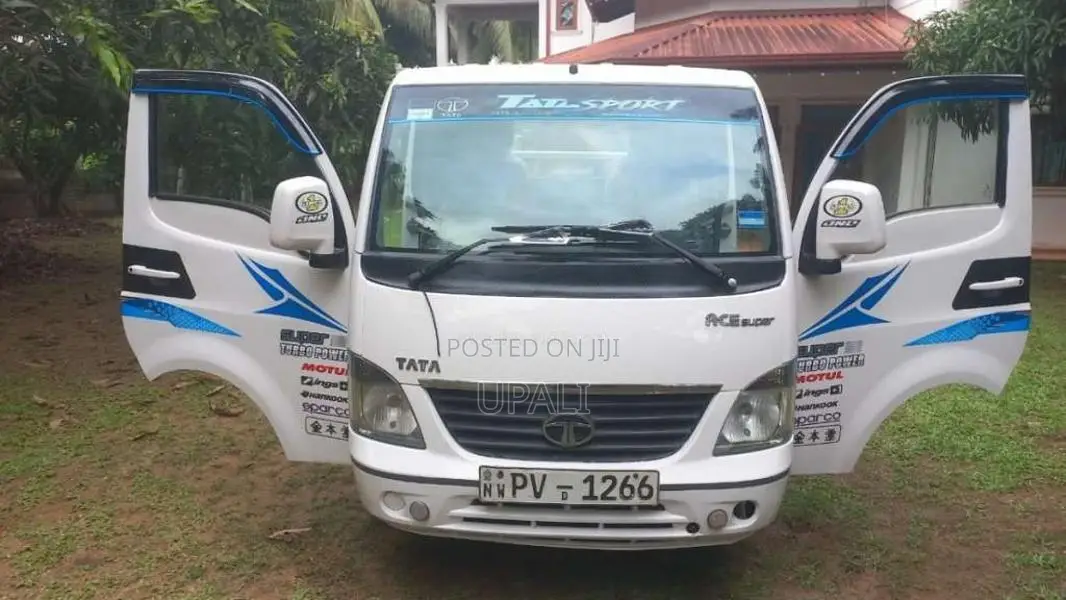 Tata Dimo Lokka 2013 Lorry (Used)
