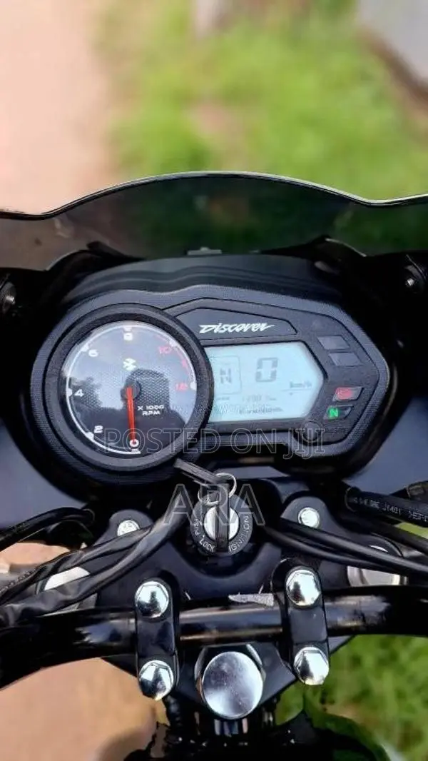 Bajaj Discover 125 2025 Motorbike (Used)