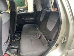 Chevrolet Cruze 2005 Car (Used)