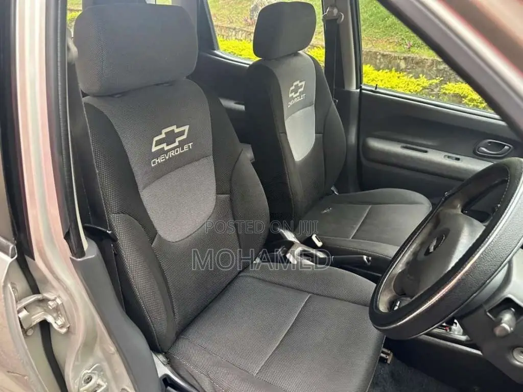 Chevrolet Cruze 2005 Car (Used)