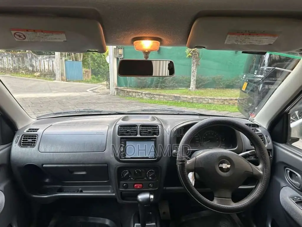 Chevrolet Cruze 2005 Car (Used)