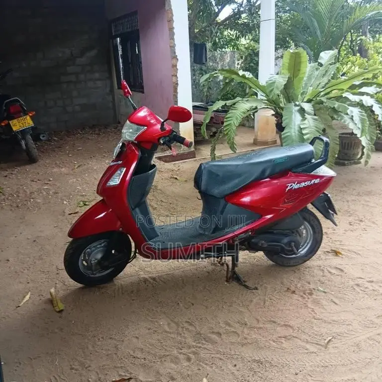 Hero Pleasure 2012 Motorbike (Used)