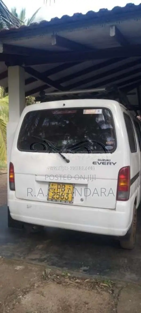 Suzuki Every 2002 Van (Used)