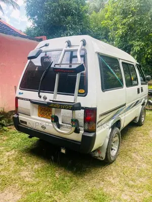 Nissan Vanette 1993 Van (Used)