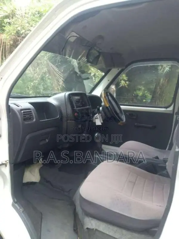 Suzuki Every 2002 Van (Used)