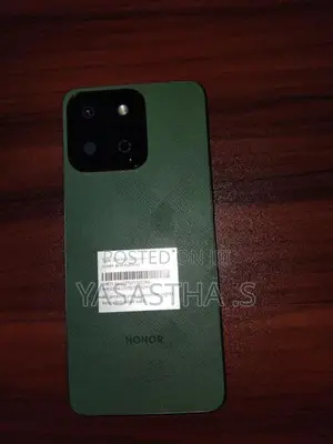 Honor 200 (Used)