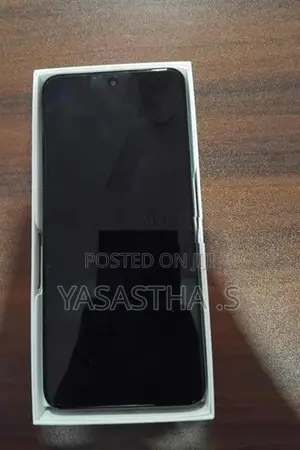 Honor 200 (Used)