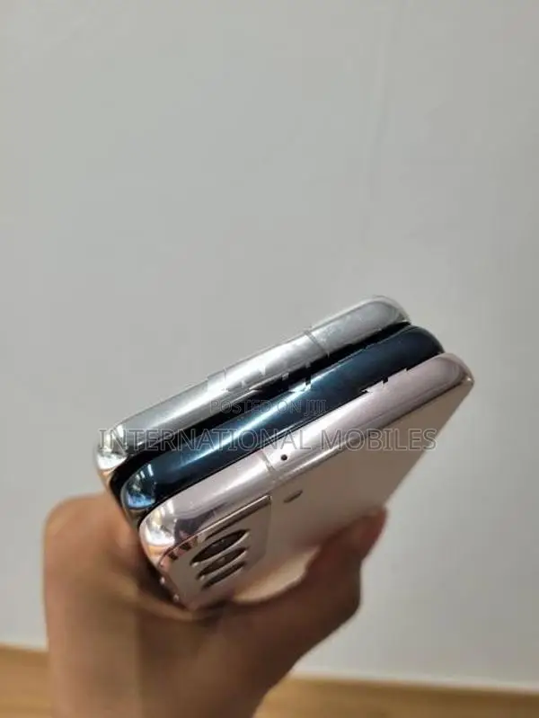 Samsung Galaxy S22+ 256GB 5G FULLSET (Used)