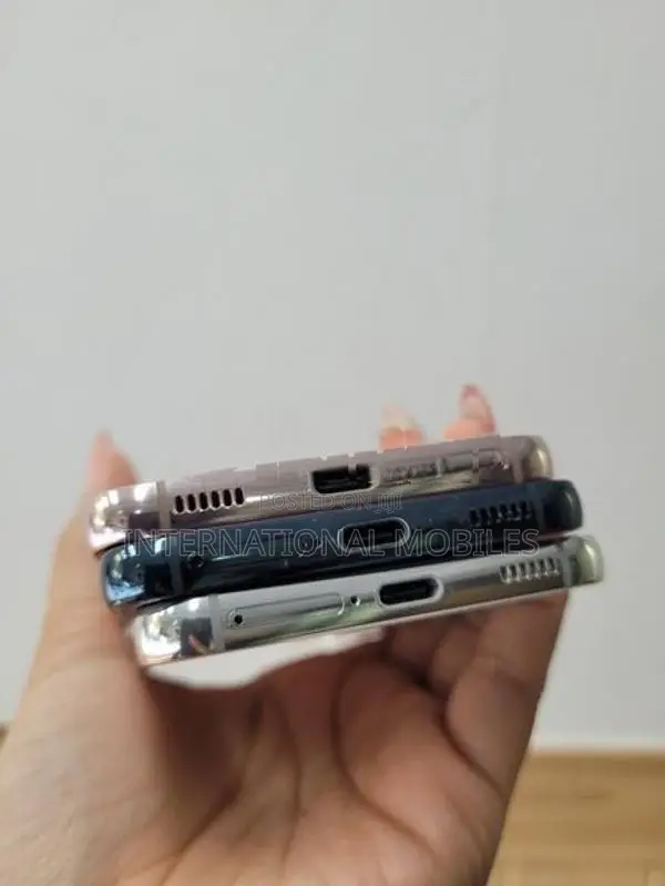 Samsung Galaxy S22 Plus 256gb 5G (Used)