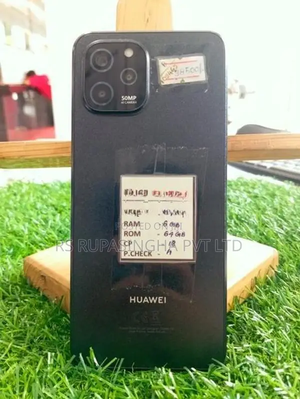 Huawei Nova Y61 6GB / 64GB (Used)