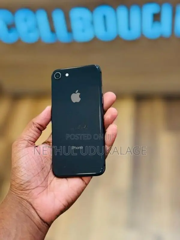 Apple iPhone 8 64GB (Used)