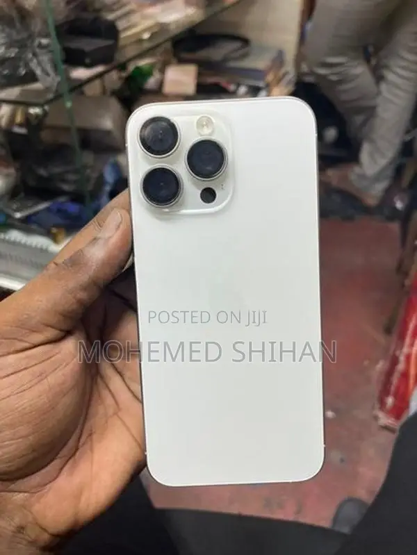 Apple iPhone 15 Pro Max (Used)