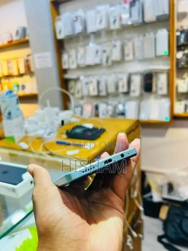 Vivo Y100A 128GB (Used)