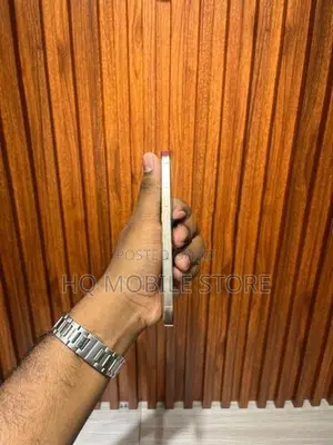 Apple iPhone 16 Pro (Used)