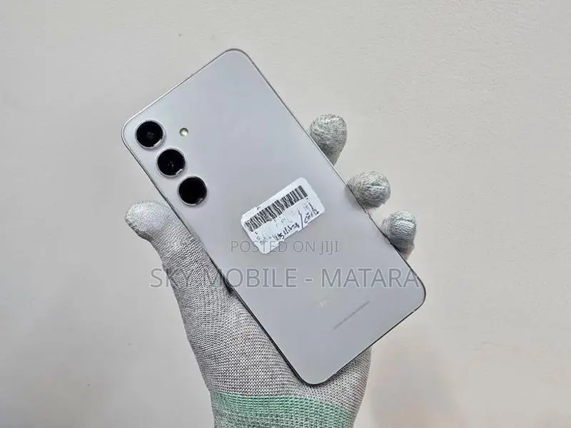 Samsung Galaxy S24 FE 256GB (Used)