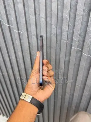 Apple iPhone 12 128GB (Used)