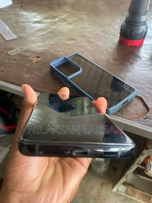 Samsung Galaxy S21 Ultra (Used)