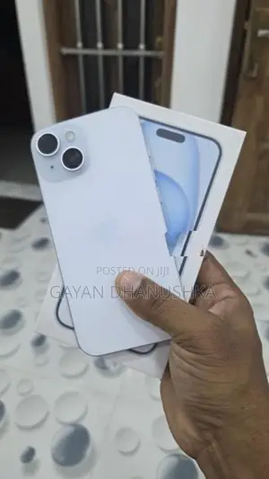 Apple iPhone 15 128GB (Used)