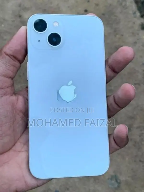 Apple iPhone 13 (Used)