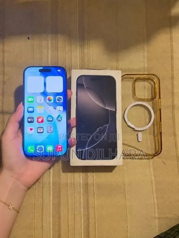 Apple iPhone 16 Pro (Used)