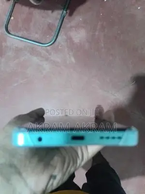 Honor Play 10 (Used)