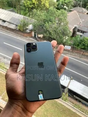 Apple iPhone 11 Pro 256GB (Used)