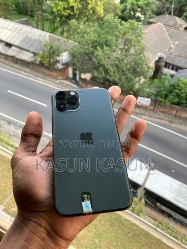 Apple iPhone 11 Pro 256GB (Used)
