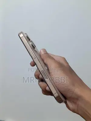 Apple iPhone 16 Pro (Used)
