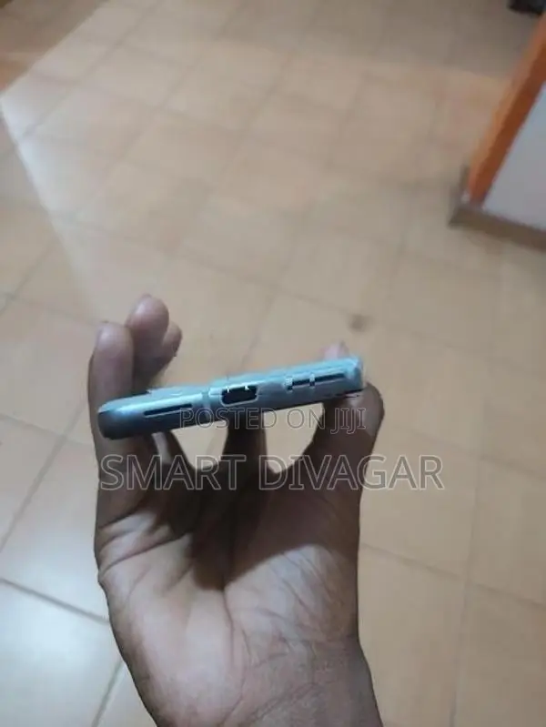 Google Pixel 8 (Used)
